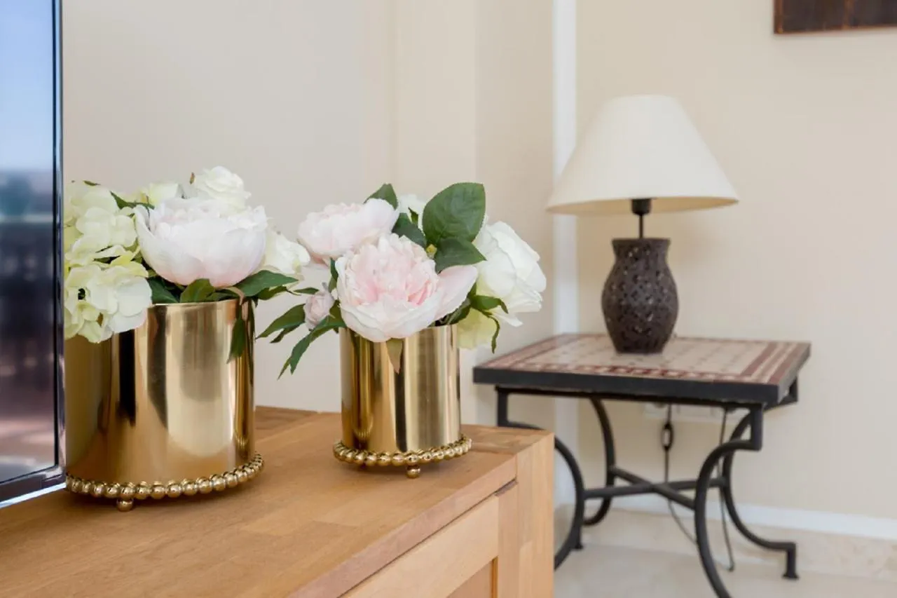 アパート 4 Bedroom Holiday Penthouse Near Puerto Banus, In Nueva Andalucia マルベーリャ
